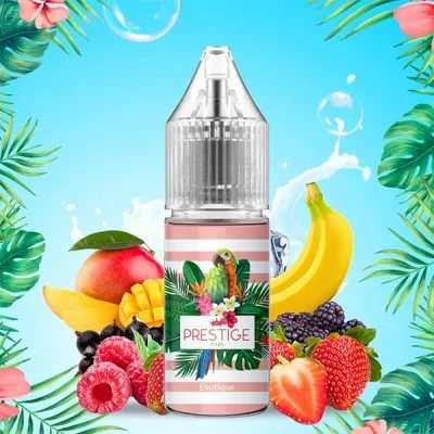 E-liquide fruité exotique Prestige Fruits entouré de fruits tropicaux et feuilles de palmier