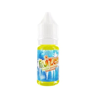 E-liquide Fruizee Citron Orange Mandarine 10ml, flacon blanc et bleu avec liquide jaune