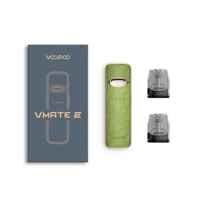 Kit Pod Vmate E Voopoo avec boîte, appareil vert et deux cartouches de rechange