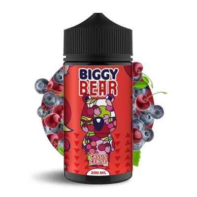 Flacon e-liquide Biggy Bear saveur cassis cerise 200ml avec fruits rouges en arrière-plan