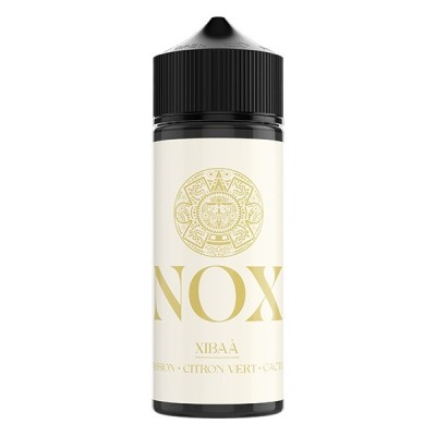 Bouteille NOX Xibaà 50ml de Secret's Lab, e-liquide avec logo doré sur fond blanc Bouteille NOX Xibaà 50ml de Secret's Lab, e-liquide avec logo doré sur fond blanc