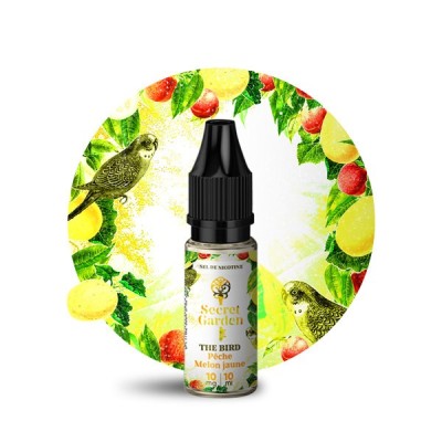 Flacon e-liquide The Bird Salt 10ml Secret Garden entouré de fruits et feuilles avec perroquets Flacon e-liquide The Bird Salt 10ml Secret Garden entouré de fruits et feuilles avec perroquets