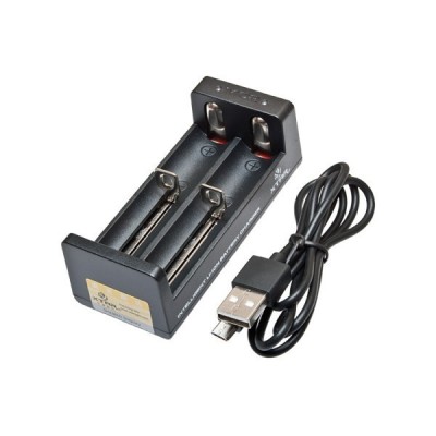 Chargeur de batterie MC2 Xtar Light avec câble micro-USB, deux emplacements pour piles