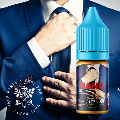 Flacon d'e-liquide Manu V2 sur fond d'homme en costume ajustant sa cravate Flacon d'e-liquide Manu V2 sur fond d'homme en costume ajustant sa cravate